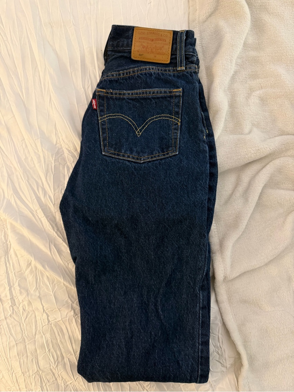 Levi's Women's Dark Blue Straight Leg Jeans
